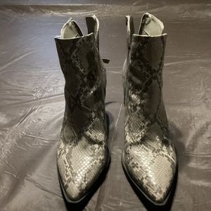 14th & Union  size 10